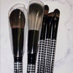 5 Makeup Brushes by Love+Craft+Beauty
